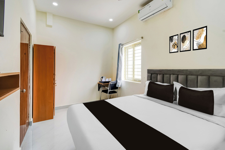Others 4, Super Townhouse Oak Kamineni Bus Stop, Ranga Reddy