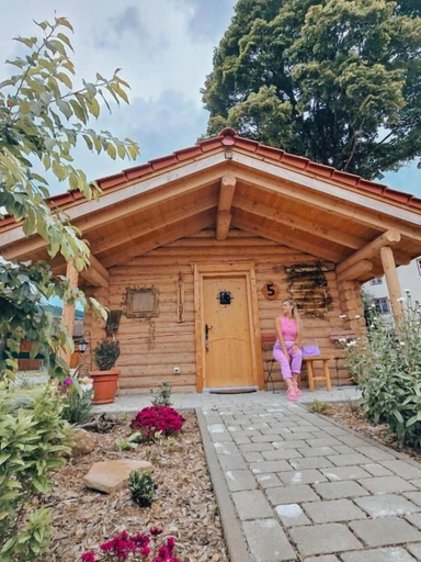 Others 5, Chalet Hüttendorf49gradnord, Regen