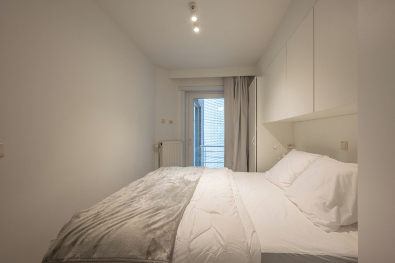 Others 2, Central Apartment Near Rubensplein Beach, West-Vlaanderen