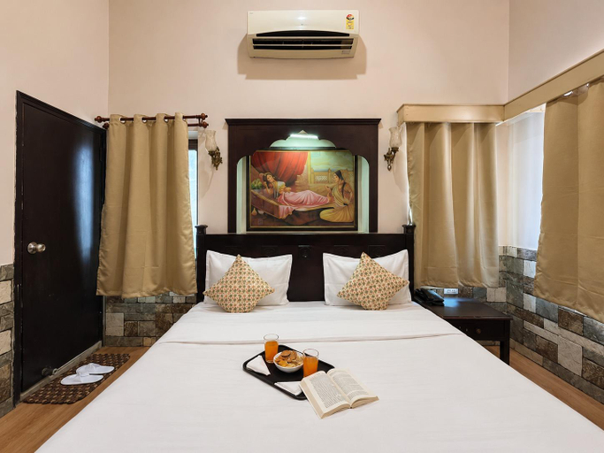 Bedroom 3, The Fateh by Incred Stays Boutique Hotel with Pool, Udaipur