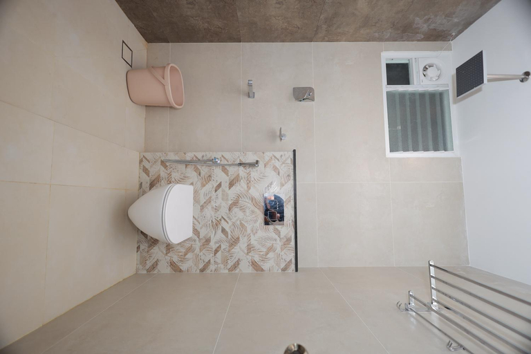 Bathroom, Hotel Sahaya Arasi, Kanniyakumari