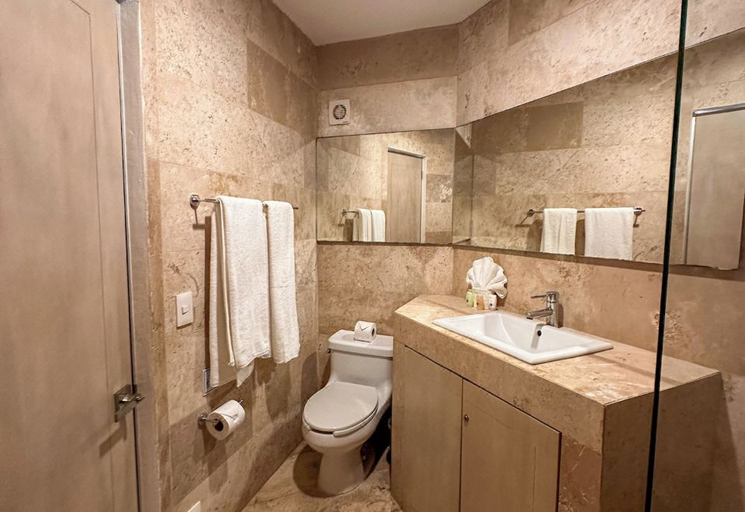 Bathroom 4, Hotelito del Mar Playa del Carmen, Cozumel