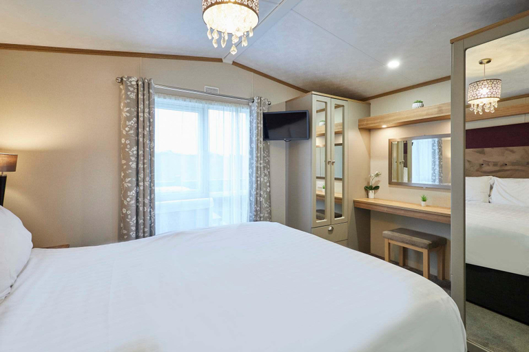 Bedroom 2, Host and Stay | La Hacienda, Northumberland