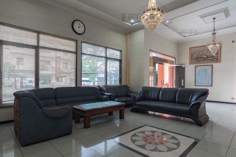 Public Area 3, RedDoorz @ Achino Hotel Bandung, Bandung