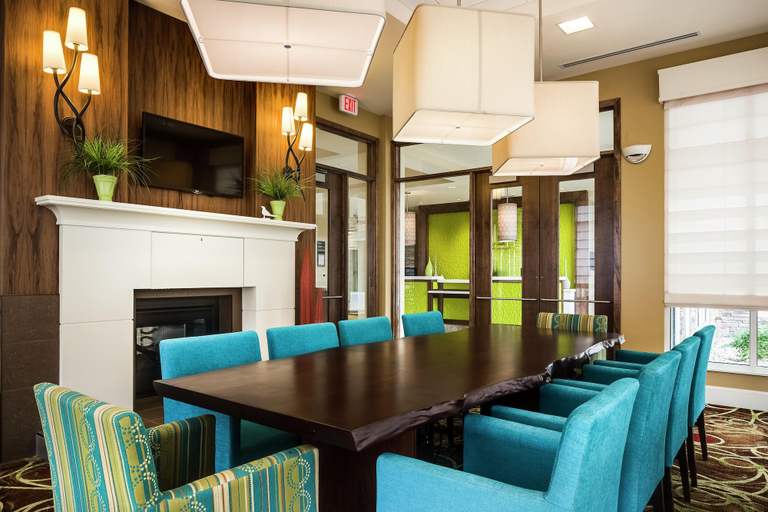 Food & Drinks 5, Hilton Garden Inn Bettendorf/ Quad Cities, Scott