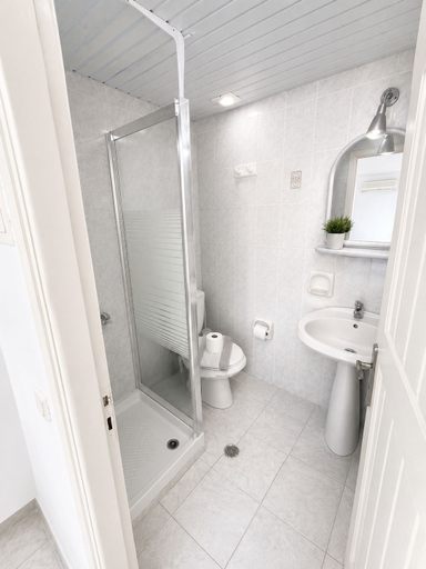 Others 4, Odysseus Apartments, Ionian Islands