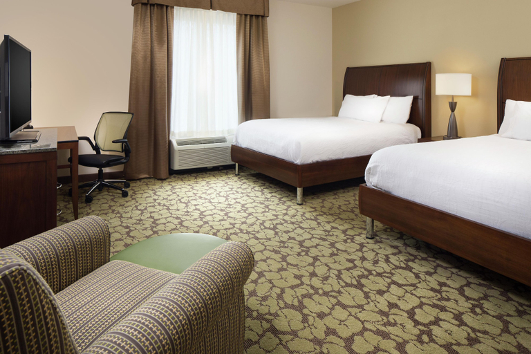 Bedroom 3, Hilton Garden Inn Bettendorf/ Quad Cities, Scott