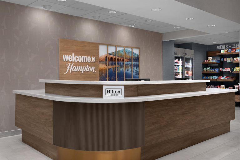Public Area, Hampton Inn Crossville, Cumberland