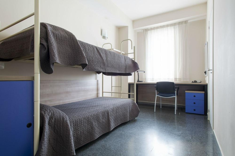 Bedroom 3, Residencia Universitaria Damia Bonet, Valencia