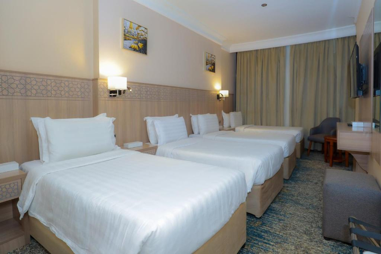 Bedroom 2, Nawazi Tower Hotel, Makkah