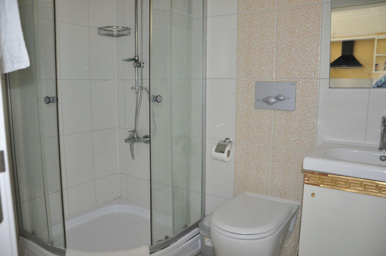 Bathroom 3, Akbük palace, Milas