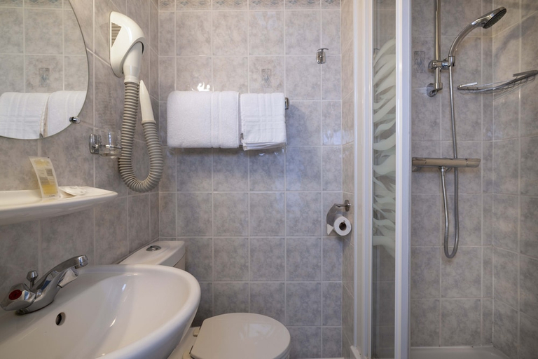 Bathroom 3, Bijou Hôtel Paris Boulogne, Hauts-de-Seine