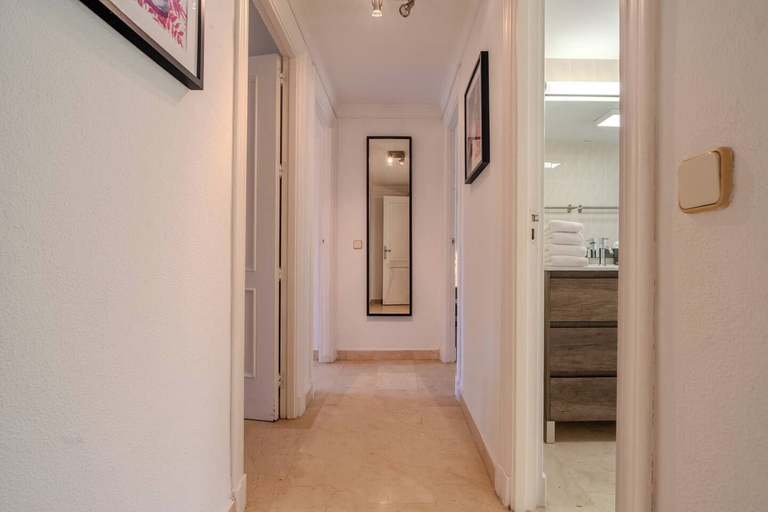 Others 5, Lalq13 Stunning Frontline Golf 3 bed apt, Málaga