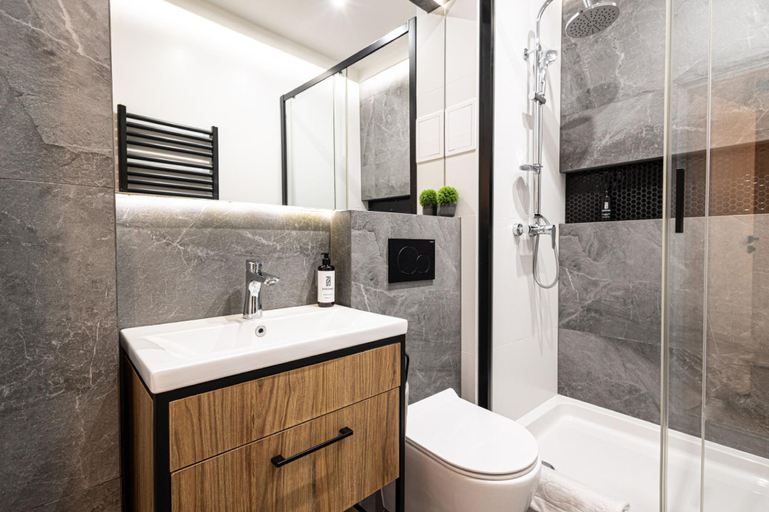 Bathroom, Estrella 7 | Elegancki apartament | W sercu Torunia, Toruń City