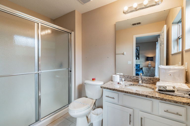 Others 4, 3BR Bella Vida Pool Home by Walmart, Osceola