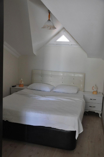 Bedroom 2, Akbük palace, Milas