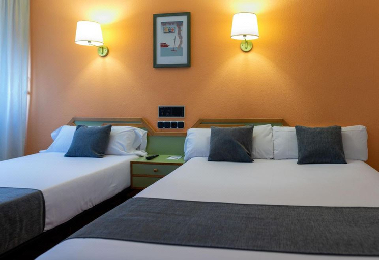 Bedroom 2, Hotel Alda Guijuelo, Salamanca