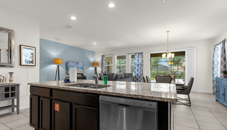 Others 3, 5BR Villa w/ Pool + Resort Access Solterra, Polk