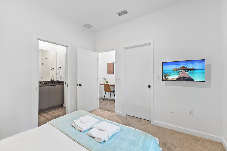 Others 3, 3BR Near Disney, Harry Potter and Mickey Rooms, Osceola