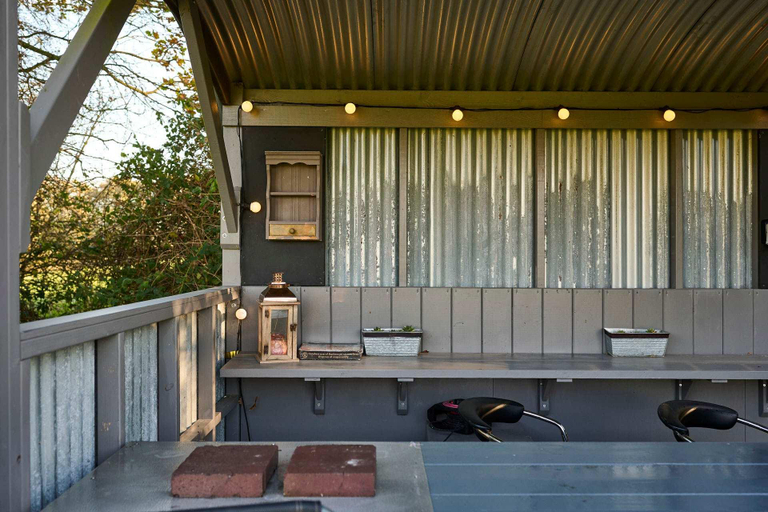 Others 4, Host and Stay | Florence, Norfolk