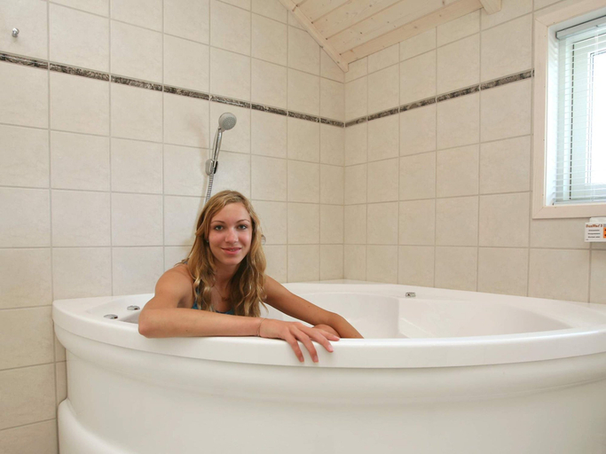Bathroom 4, 5 Star Holiday Home in Vaeggerlose, Guldborgsund