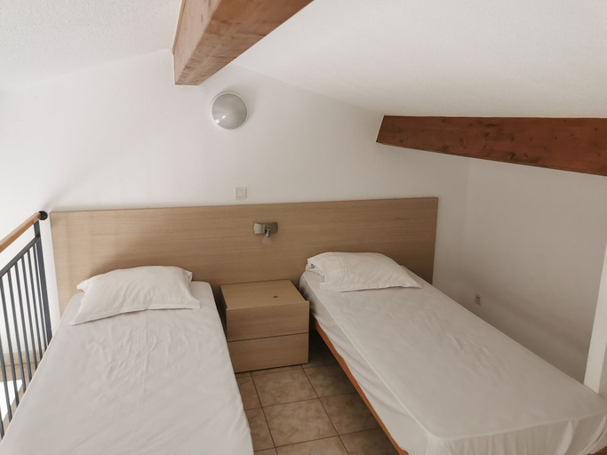 Bedroom 2, Terres de France - Résidence Les Hauts du Maquis, Haute-Corse