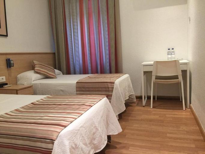 Bedroom 2, Hotel Alkazar, Valencia