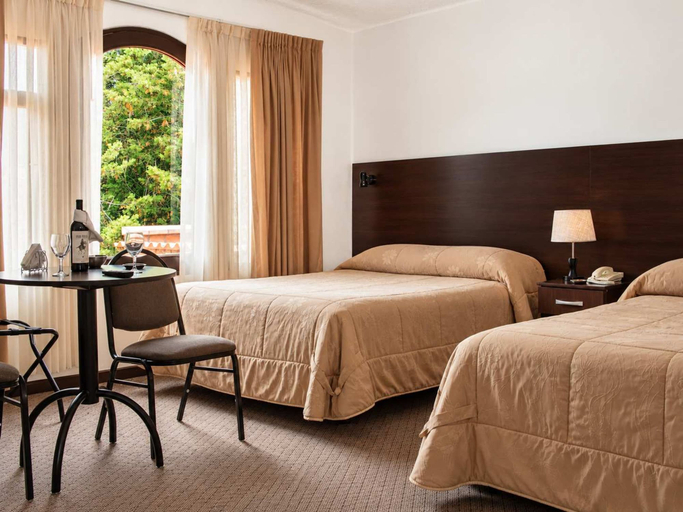 Others 1, Calacoto Queen Suite Sleeps 4 Zona Sur Wi-fi, Pedro Domingo Murillo