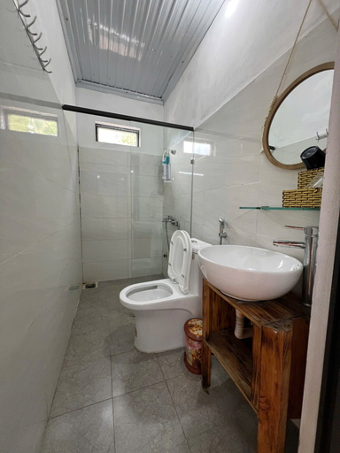Bathroom 3, O'Chau Meo Vac Homestay, Mèo Vạc