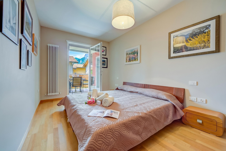 Bedroom 3, Casa Margherita Few Minutes From Lake, Trento