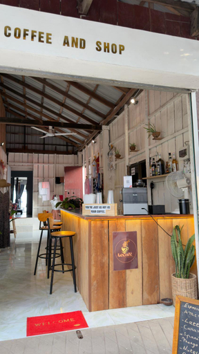 Food & Drinks 4, Ankounamatata , Sihanoukville
