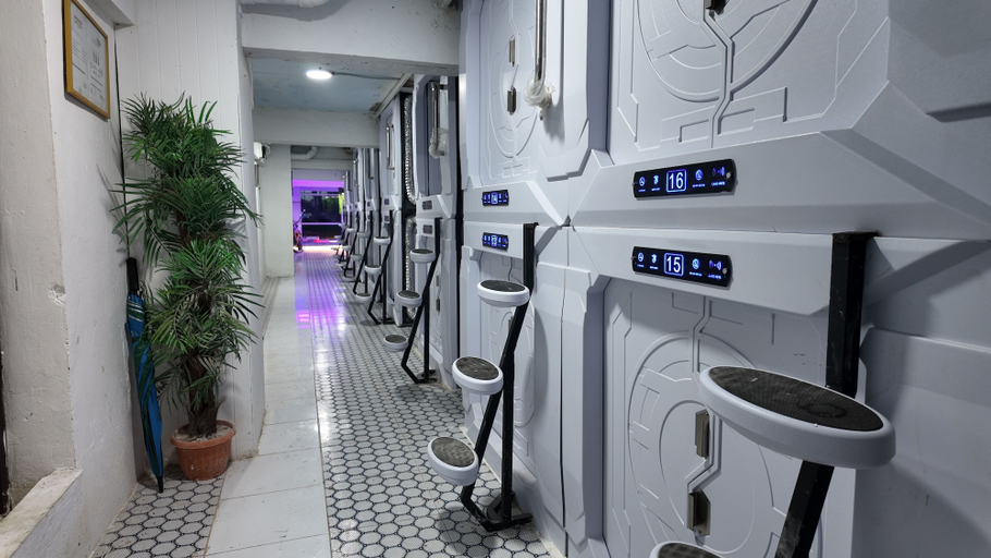 Others 4, Stasis Capsule Hotel, Phuket Island