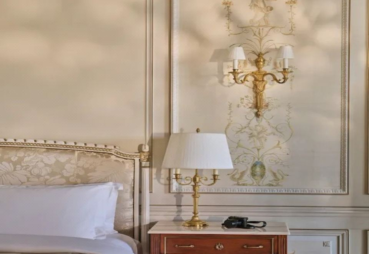 Bedroom 2, Le Meurice, Paris