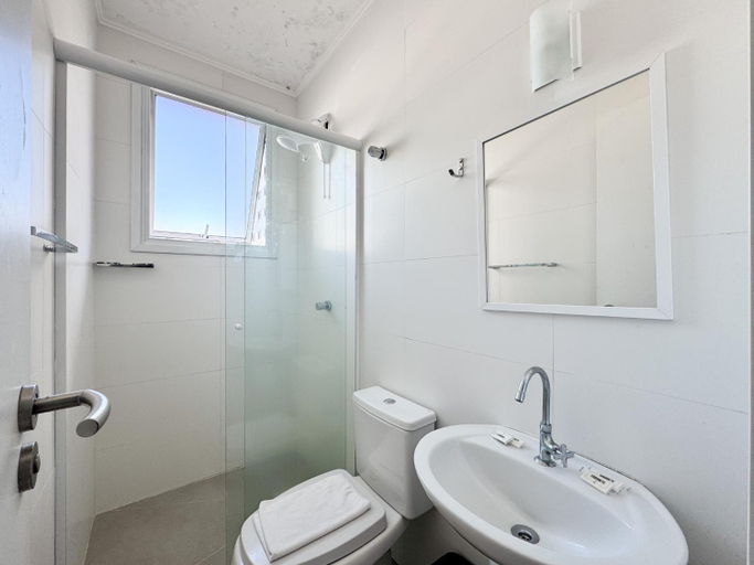 Bathroom, Hotel Ficare Torres, Torres