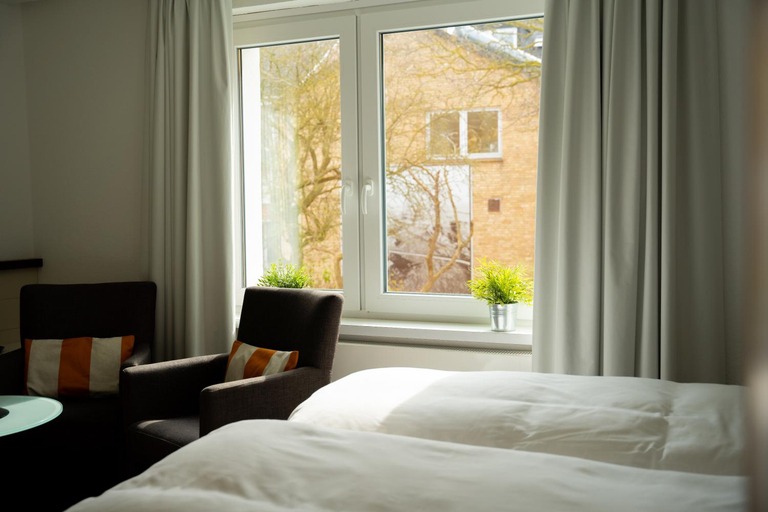 Bedroom, Miramar, Pinneberg