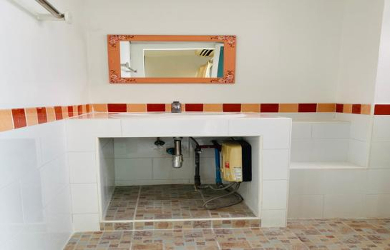 Bathroom 3, Grandview Place, Chatuchak