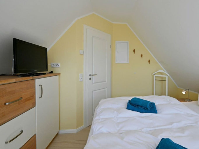 Others 4, 5 at Kavelweg 13, Vorpommern-Rügen
