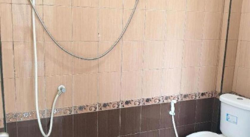 Bathroom 2, Sea Beach Koh Larn 1, Pattaya