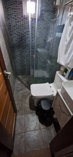 Others 5, Nicholas Residence, Silang