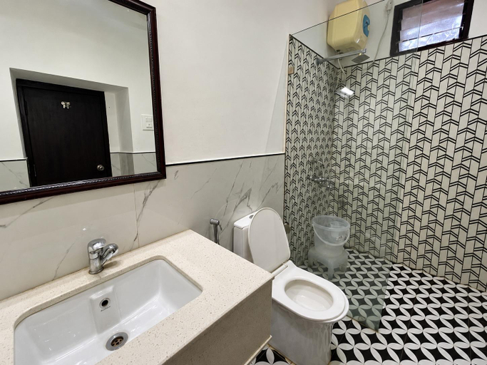 Bathroom 4, The Fateh by Incred Stays Boutique Hotel with Pool, Udaipur