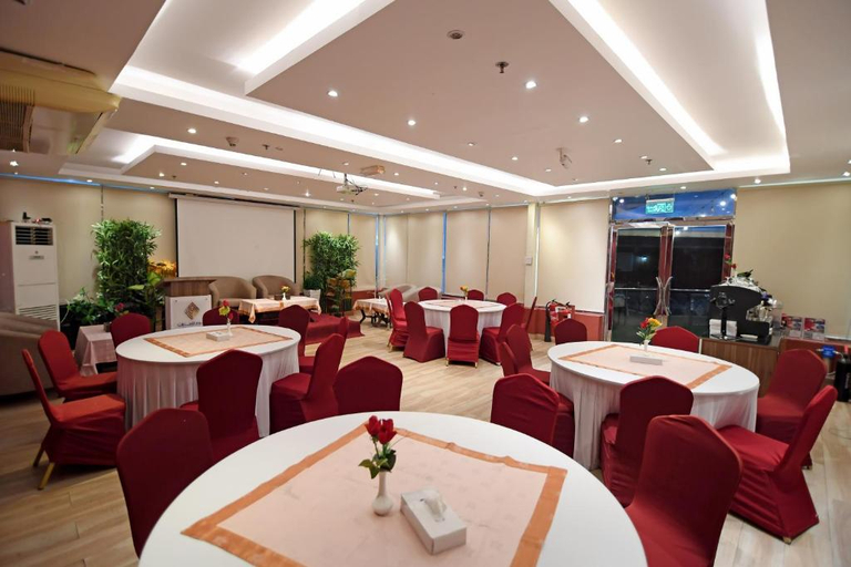 Food & Drinks 5, EMIRATES STARS HOTEL APARTMENTS DUBAI, Dubai