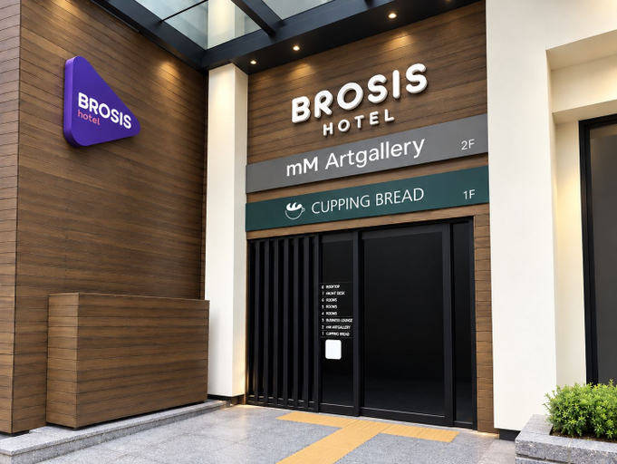 Exterior & Views 2, Brosis Hotel, Jung