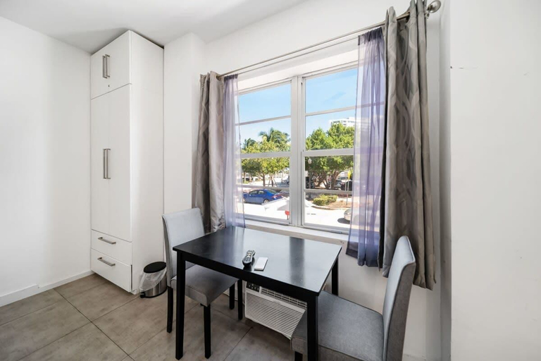 Others 5, Beach Bae, Bright Studio, Steps to the Ocean, Miami-Dade
