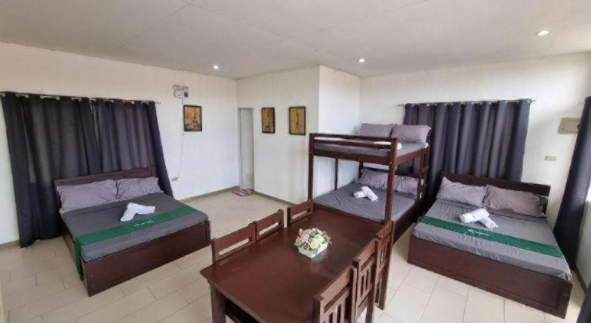 Bedroom 3, Libertyland Waterpark Resort, Mabalacat
