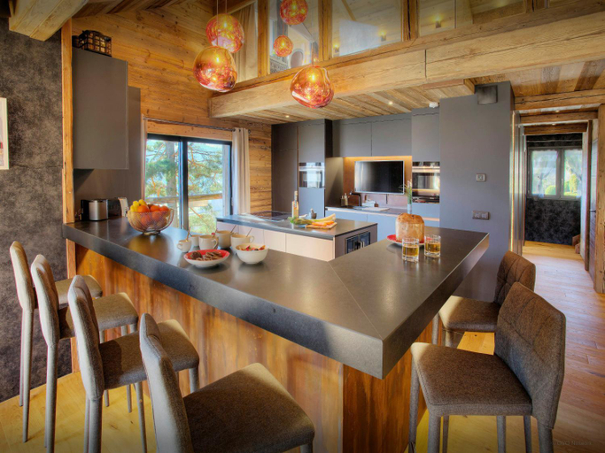 Others 2, Chalet Kalyssia - OVO Network, Haute-Savoie