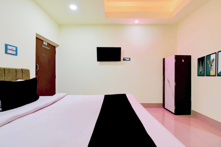 Others 4, Hotel O Murshidabad Junction Berhampore, Murshidabad