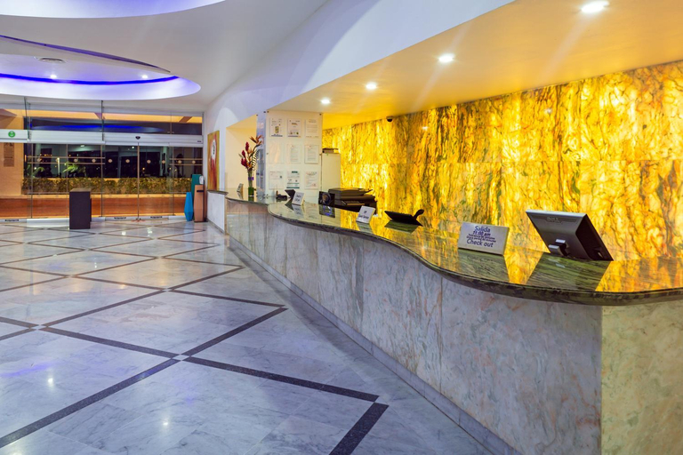 Public Area 4, Sunset Royal Beach Resort - All Inclusive, Benito Juárez