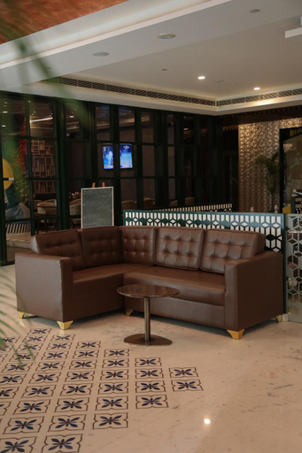 Public Area, Days Hotel Jaipur Tonk Road, Jaipur