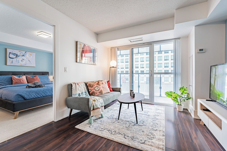 Others 4, The Modern Suites - Downtown Toronto, Toronto