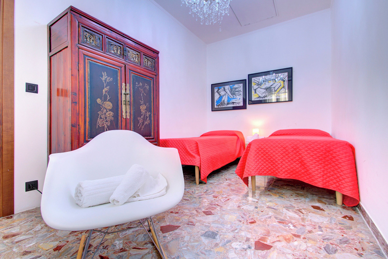 Bedroom 3, SUNNY Ghetto canal, Venezia